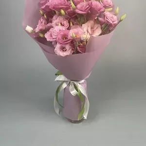Доставка квітів - можливість привітати навіть тоді,  коли ви не поруч