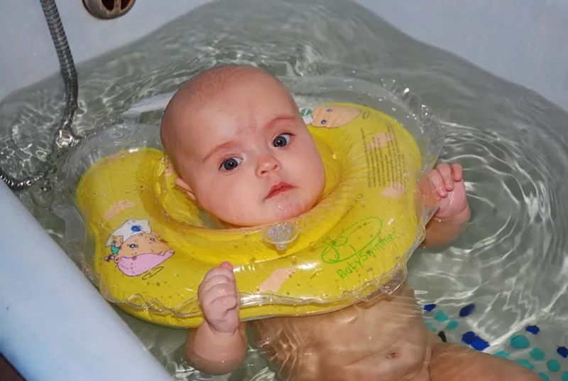 Круг на шею Baby Swimmer для купания детей от0 до36 мес.