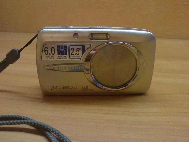 Продам фотоаппарат OLYMPUS DIGITAL 600 2
