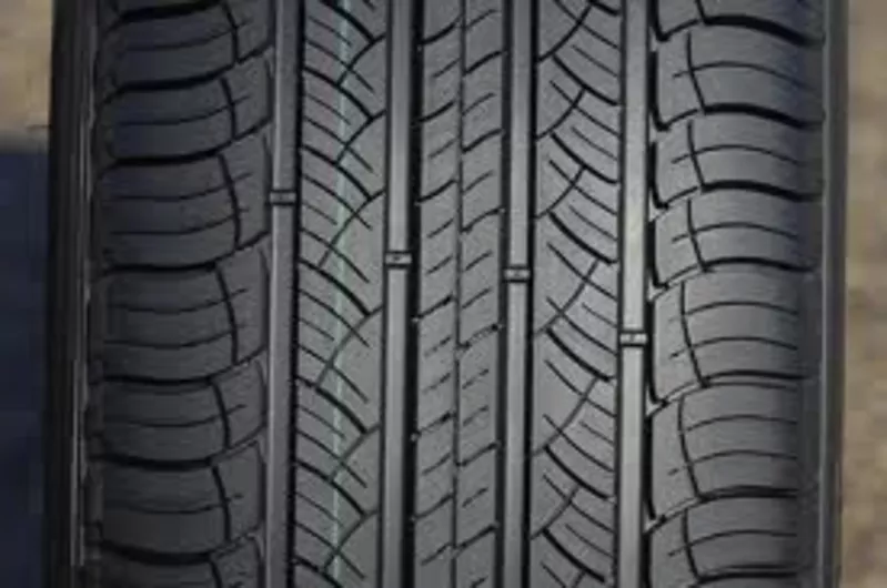 225/60 R18 100 H Michelin Latitude Tour HP 