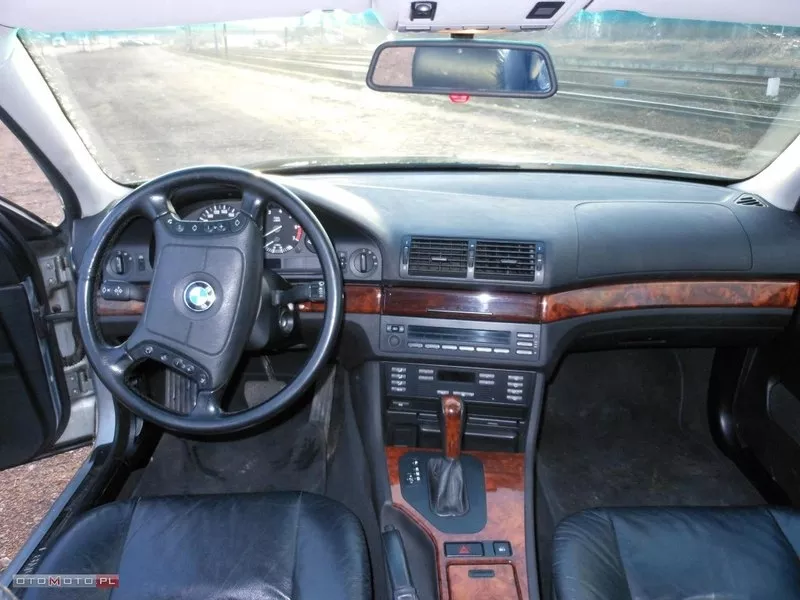 Запчасти на BMW5 (Е39) 9