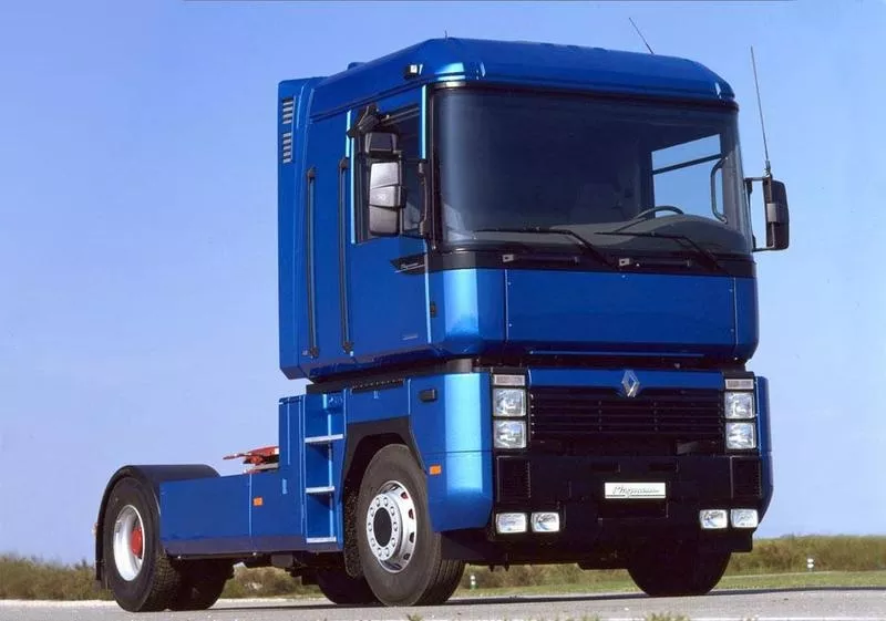 Стекло лобовое Renault Magnum AE380-500