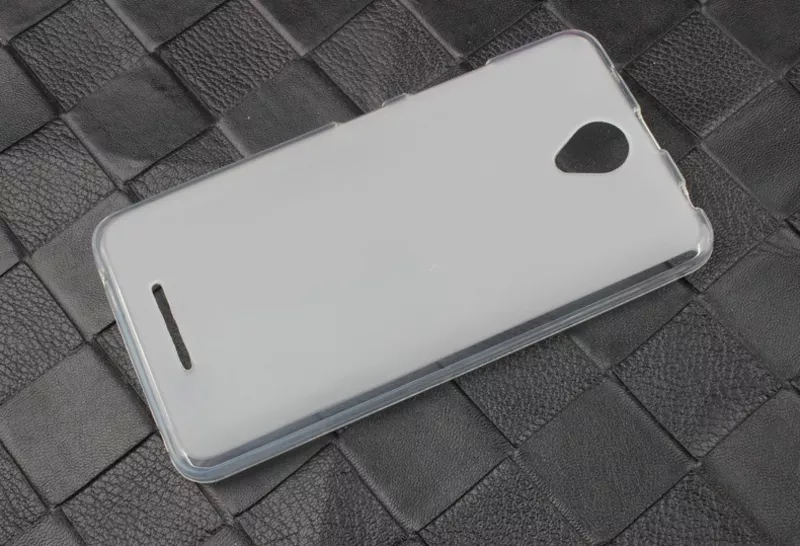 Полупрозрачный TPU силиконовый чехол Lenovo A5000 IdeaPhone 3