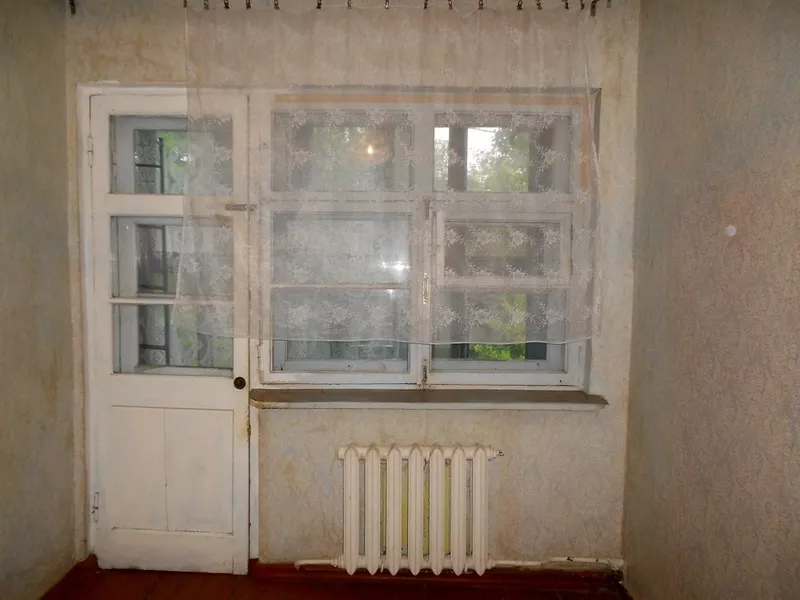 Продам полнометражную двухкомнатную квартиру в районе Металлургов. 5