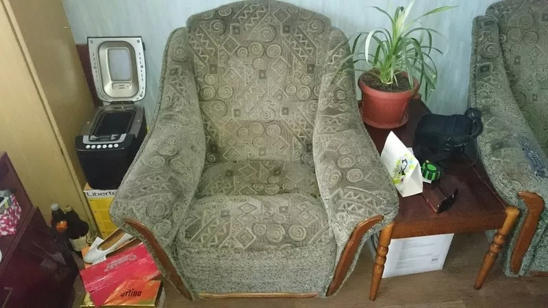 Диван,  кресло,  комплект мебели 2