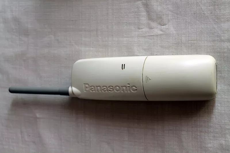 Беспроводной телефон Panasonic KX-TC1205UAW 2